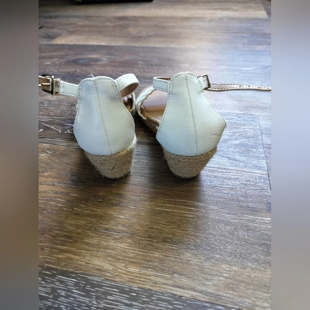 Marc Fisher Kids Sandals Cream US Size 13